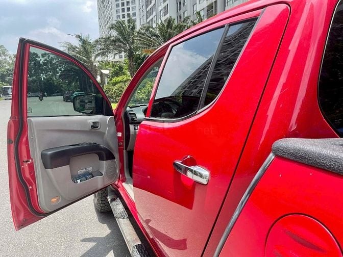 Mitsubishi Triton GL 2015 MT 4x4 Gasoline 2500cc - Chính chủ