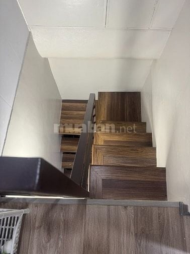 bán nhà tập thể 109 lò đúc 100m 3 ngủ 2 vệ sinh nhà đẹp