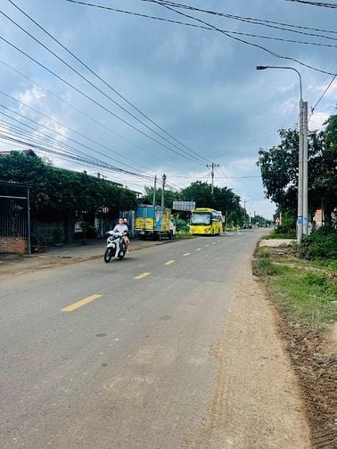 Chính chủ cần bán 200m3 thổ cư mặt tiền đường DT761 Kinh Doanh giá rẻ