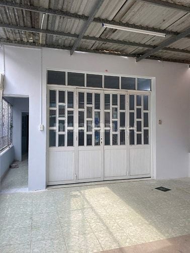 CHÍNH CHỦ BÁN NHÀ CẤP 4 MẶT TIỀN KINH DOANH HTP .PHÚ MỸ QUẬN 7