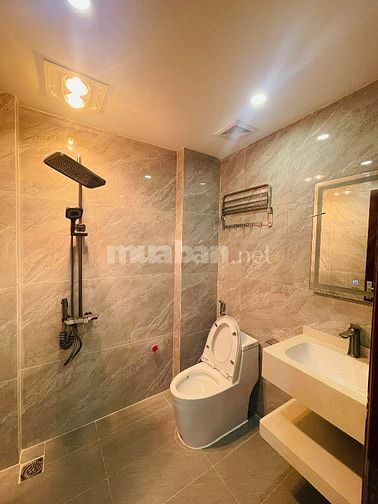 Nhà phân lô mới kính cong,khu Lê trọng tấn,phân khúc hiếm giá hợp lý