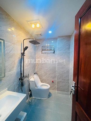 Nhà phân lô mới kính cong,khu Lê trọng tấn,phân khúc hiếm giá hợp lý