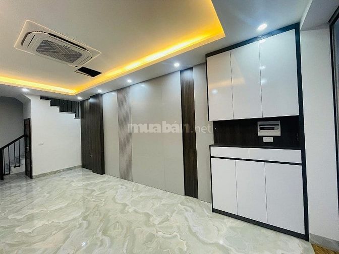 Nhà phân lô mới kính cong,khu Lê trọng tấn,phân khúc hiếm giá hợp lý