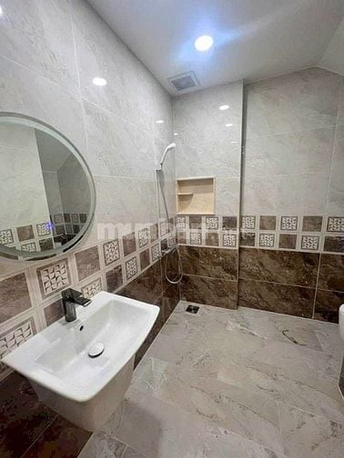 Bán nhà HXH Kiamoning Võ Văn Kiệt, P. Cầu Ông Lãnh, Quận 1. 92m2 Đất