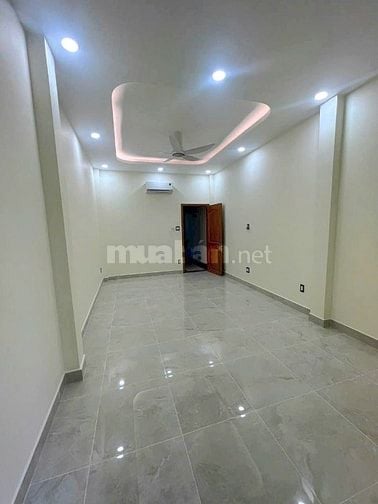 Bán nhà HXH Kiamoning Võ Văn Kiệt, P. Cầu Ông Lãnh, Quận 1. 92m2 Đất