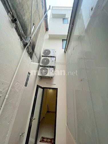 Bán nhà HXH Kiamoning Võ Văn Kiệt, P. Cầu Ông Lãnh, Quận 1. 92m2 Đất