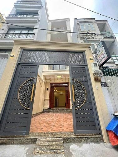 Bán nhà HXH Kiamoning Võ Văn Kiệt, P. Cầu Ông Lãnh, Quận 1. 92m2 Đất