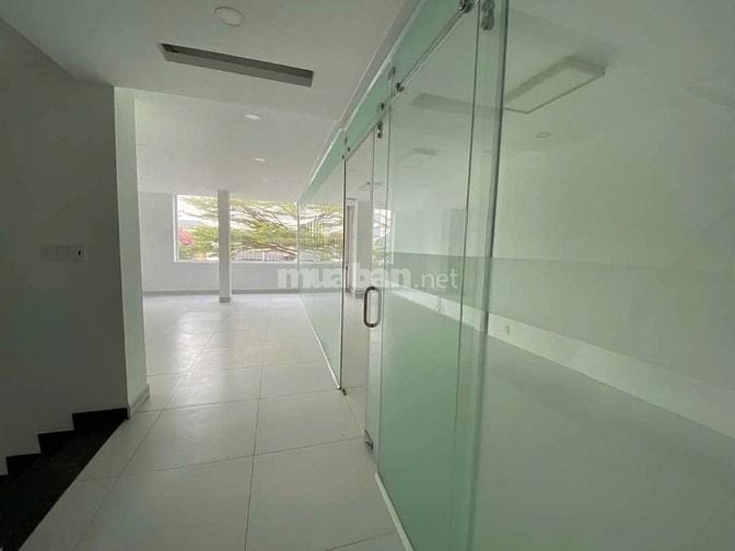 Cho thuê nhà 9C Trường Sơn - Cư Xá Bắc Hải, Phường 15, Quận 10.