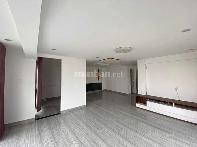 Cho thuê nhà 9C Trường Sơn - Cư Xá Bắc Hải, Phường 15, Quận 10.
