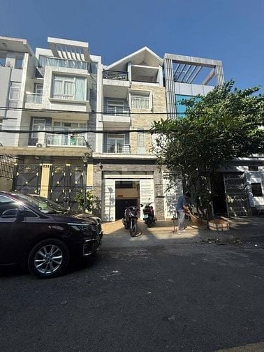 NHÀ MỚI XÂY KHU AO SEN ĐỐI DIỆN CÔNG VIÊN 5X20M 3.5 TẤM GIÁ 14 TỶ