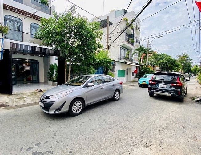 Nhà 3 lầu tuyệt đẹp Cao Cấp Mặt tiền kinh doanh Đường Số 18, P8, Q.Gò 