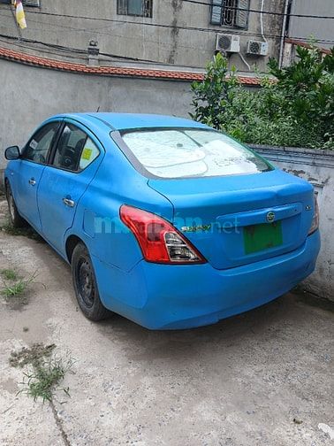Bán xe nissan sunny sản xuất  2015 