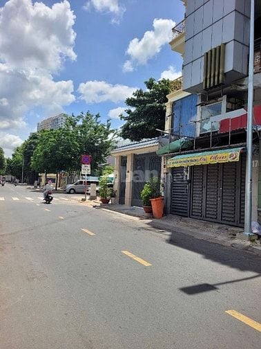 CHO THUÊ NHÀ MẶT TIỀN 17E ĐƯỜNG ĐẶNG VĂN NGỮ, Q. PHÚ NHUẬN 