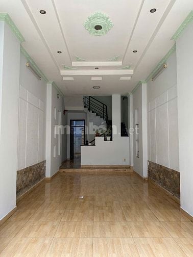cho thuê nhà 3 lầu đường số 14m phường tân Quy Quận 7. 