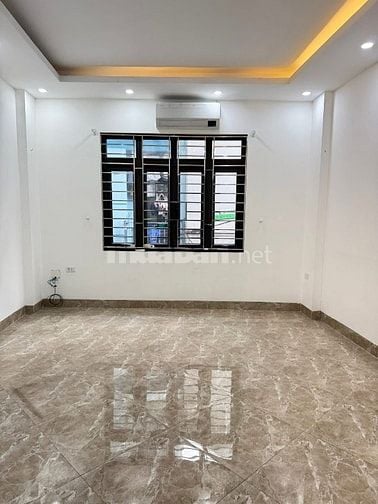 BÁN NHÀ PHỐ TRẦN CUNG LÔGOC 30M 7.4TY NGÕ THÔNG - THOÁNG 3GAC VÀO NHÀ 