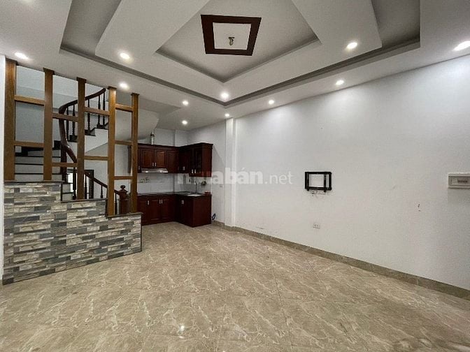 BÁN NHÀ PHỐ TRẦN CUNG LÔGOC 30M 7.4TY NGÕ THÔNG - THOÁNG 3GAC VÀO NHÀ 
