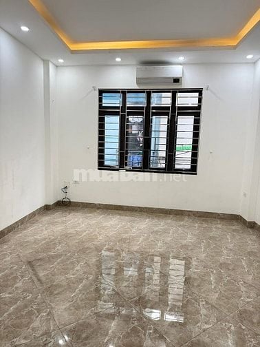BÁN NHÀ PHỐ TRẦN CUNG LÔGOC 30M 7.4TY NGÕ THÔNG - THOÁNG 3GAC VÀO NHÀ 