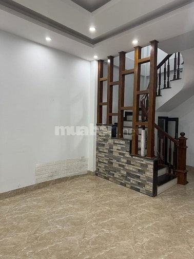 BÁN NHÀ PHỐ TRẦN CUNG LÔGOC 30M 7.4TY NGÕ THÔNG - THOÁNG 3GAC VÀO NHÀ 