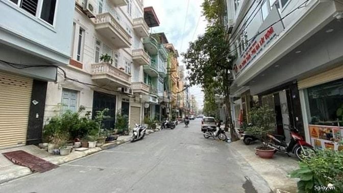 Bán Vip, Lý thường kiệt Hà đông, 40m2, 4 tầng, Ô tô đỗ cửa, chỉ 13 tỷ