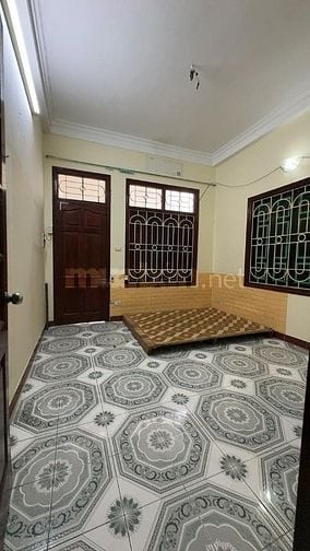 BÁN NHÀ PHỐ NGUYỄN KHANG 37m 9.5TY LÔ GÓC NGÕ THÔNG 3GAC KD ĐỈNH