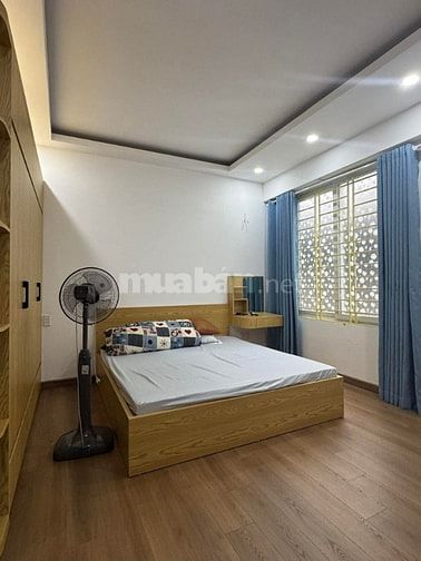 QUAN NHÂN 51M, SÁT HỒ, NGÕ 3M, MẶT TIỀN 5M. 