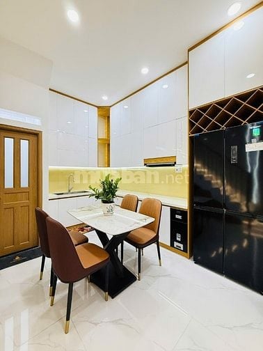 CHÍNH CHỦ BÁN NHÀ 713/LÊ ĐỨC THỌ MỚI XÂY 3PN NỘI THẤT ĐẸP