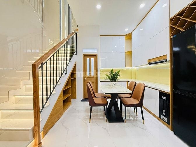 CHÍNH CHỦ BÁN NHÀ 713/LÊ ĐỨC THỌ MỚI XÂY 3PN NỘI THẤT ĐẸP