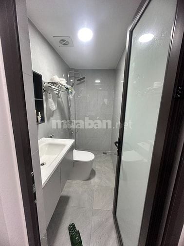 Cho thuê cả căn nhà mới xây tại Làng Cổ