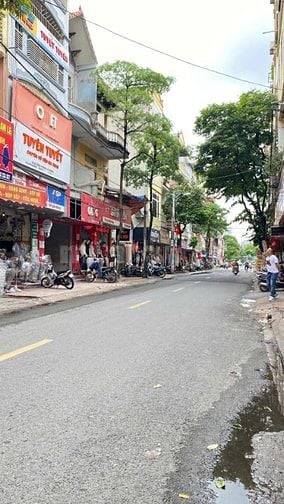 Bán nhà mặt phố Lê Hồng Phong, Hà Đông, 60m², thu nhập 40tr/tháng