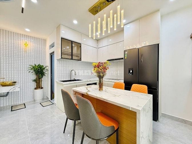 Nhà 3 lầu tuyệt đẹp Cao Cấp Mặt tiền kinh doanh Đường Số 1, P13, Q.Gò 