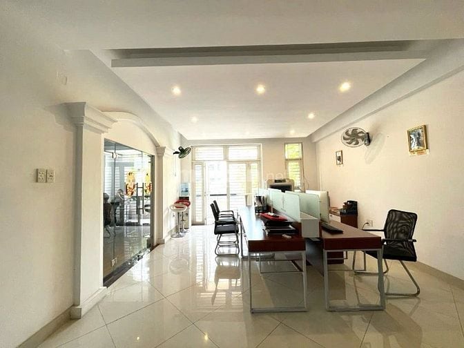 Biệt thự 7 đường số 14 KDC Nam Long Trần Trọng Cung, TP.HCM, 27ty