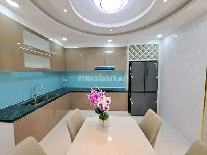 Gần chợ Tân Trụ. Căn 56m² Hoàng Bật Đạt, Tân Bình. Xây 1 trệt 3 lầu