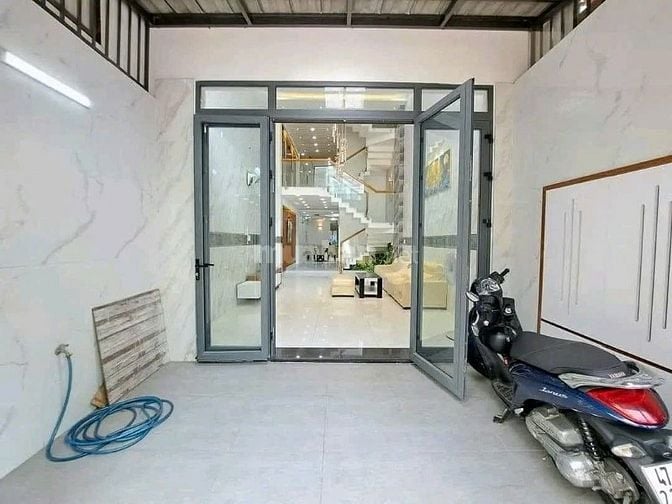 Gần chợ Tân Trụ. Căn 56m² Hoàng Bật Đạt, Tân Bình. Xây 1 trệt 3 lầu