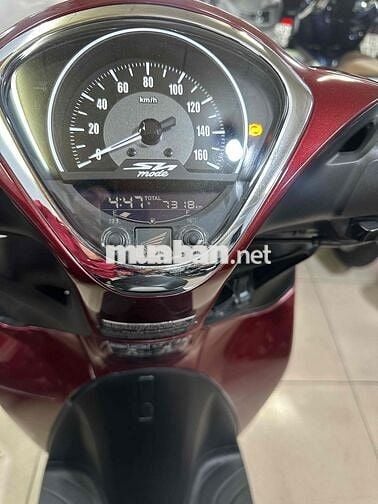 shmode cuối 2022 thắng ABS chạy 7 ngàn km mới 99%