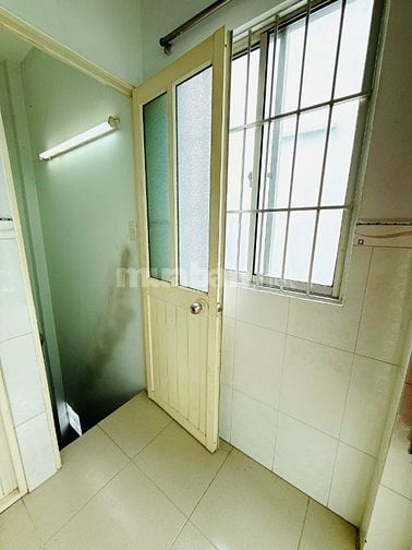 Cần bán gấp nhà 1trệt, 2 lầu, Hẻm 764 Nguyễn Duy, P12, Q8. N3m x D5m