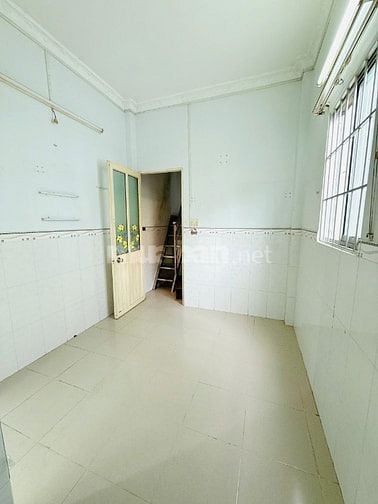 Cần bán gấp nhà 1trệt, 2 lầu, Hẻm 764 Nguyễn Duy, P12, Q8. N3m x D5m