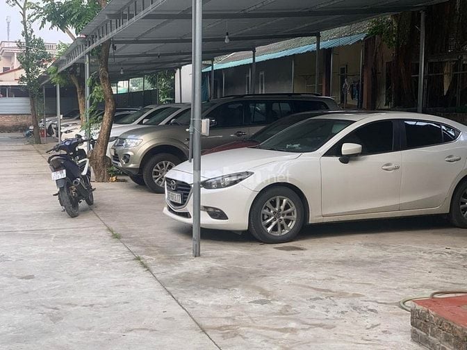 Bãi gửi xe ô tô  sân bay Nội Bài Hồng Điệp