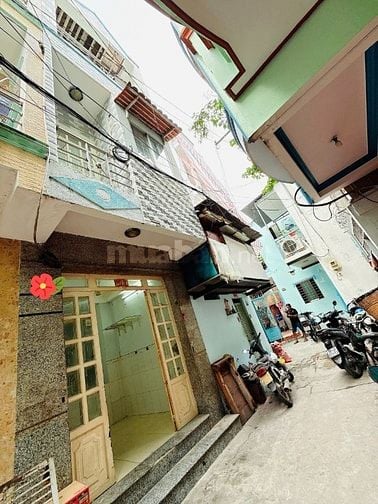Cần bán gấp nhà 1trệt, 2 lầu, Hẻm 764 Nguyễn Duy, P12, Q8. N3m x D5m