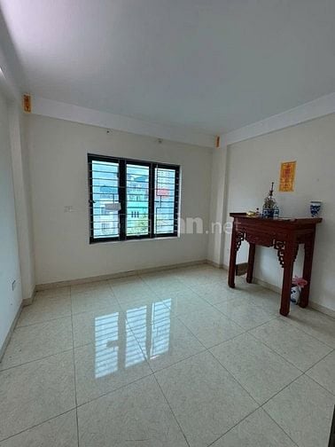Cho thuê nhà 4 tầng, 4 ngủ,4WC, nhà mới đẹp,ngõ 245 Di Trạch,Hoài Đức