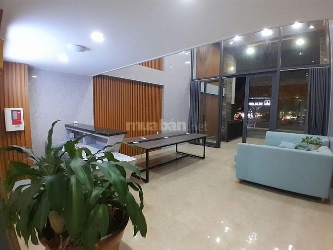 Cho thuê mặt bằng Giá rẻ  Mặt tiền Ngô Quyền