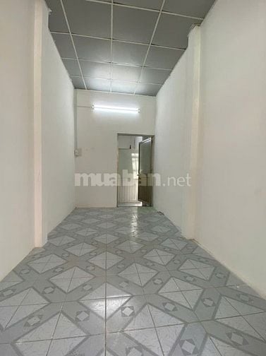 Cho thuê nhà hẻm 5m (0XH) Điện Biên Phủ, P.4, Q.3 giá 13tr