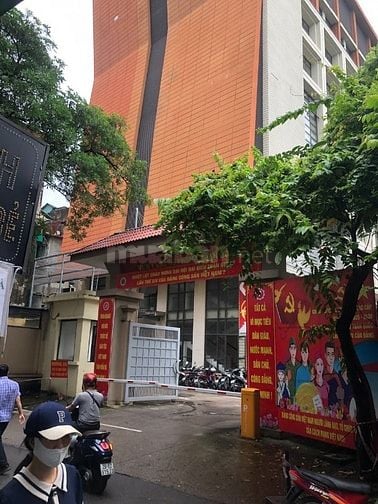 Cần cho thuê nhà mặt tiền số 38 Phố Trung Liệt, 43m2, MT 3,8m, 4 tầng