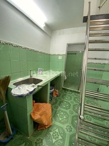 Cho thuê nhà hẻm 5m (0XH) Điện Biên Phủ, P.4, Q.3 giá 13tr