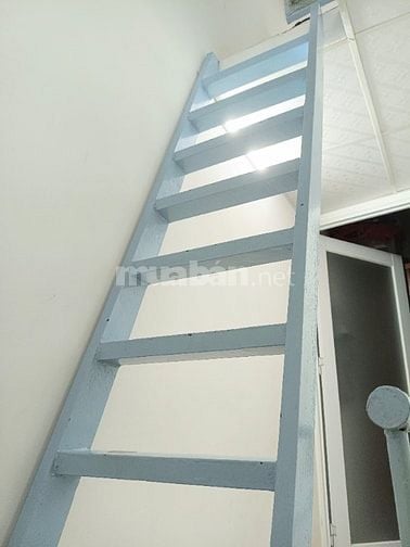 Nhà hẻm - gần trường - gần chợ