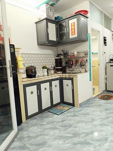 Nhà hẻm - gần trường - gần chợ