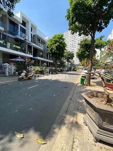BÁN NHÀ CỰC ĐẸP TẠI QUẬN 2 – SỔ HỒNG RIÊNG – GIÁ TỐT CHỈ 8 TỶ 7