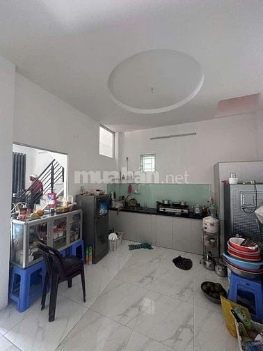 Bán nhà-75m2-3PN-ôtô đâụ cửa-bãi tắm 200m-Vĩnh hoà-Nha Trang-chỉ 4t880