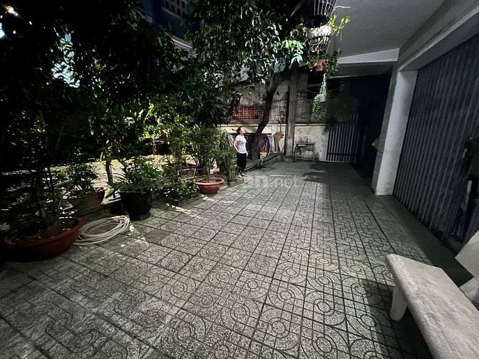 Cho thuê phòng trọ có balcon đường Nguyễn Trọng Tuyển, P.10, Phú Nhuận