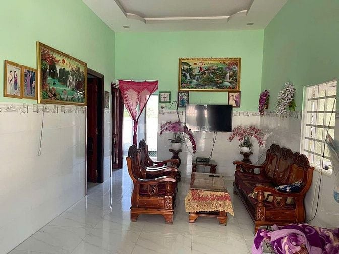 Bán nhà-75m2-3PN-ôtô đâụ cửa-bãi tắm 200m-Vĩnh hoà-Nha Trang-chỉ 4t880