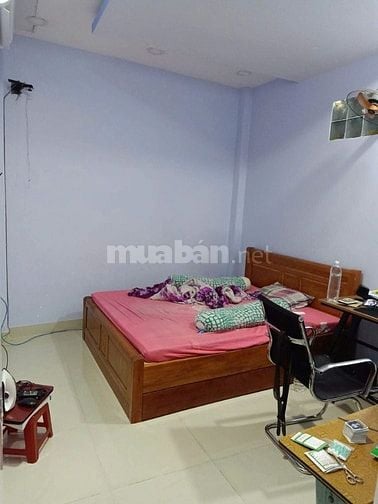 Cho thuê nhà hẻm 5m(XH) Văn Thân, P.8, Q.6 giá 15tr